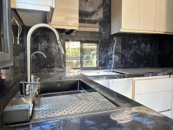 Вилла 2+1 На Продажу В Мендерес-Оздере, В 100 Метрах От Пляжа, С Большим Садом