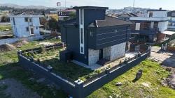 Для Продажи Семейный Дом 3+1 в Düzce Seferihisar - 135 m²