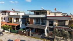 Для Продажи Семейный Дом 3+1 в Cumhuriyet Seferihisar Doğanbey - 165 m²