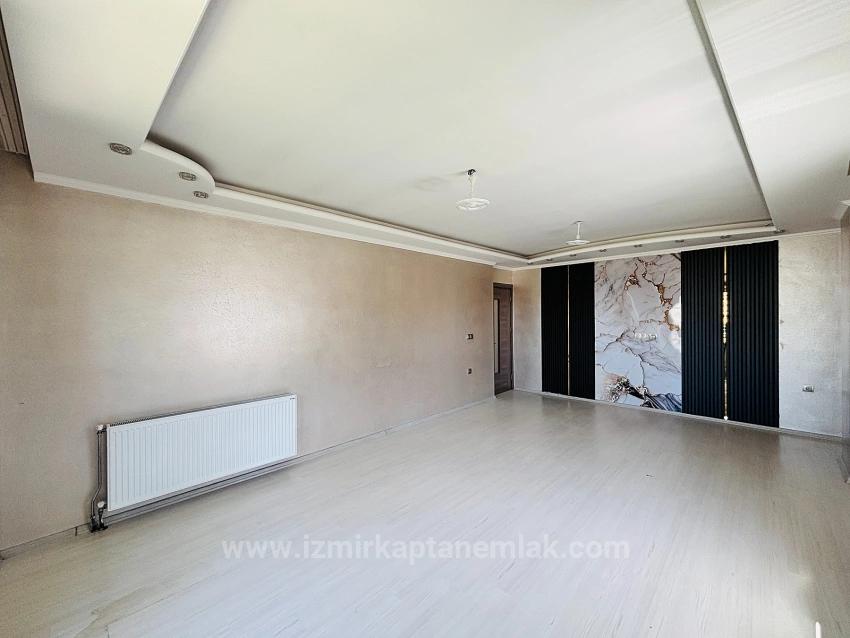 İzmir Seferihisar Turabiye Mahallesi’nde Satılık 4+2 Daire Dubleks