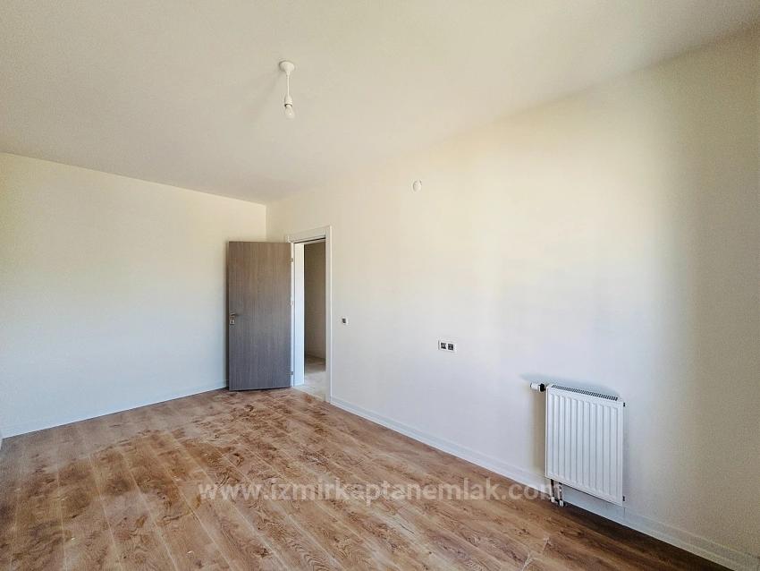 İzmir Seferihisar Toki 3. Etap Prejesinde 3+1 Ara Kat Kiralık Daire