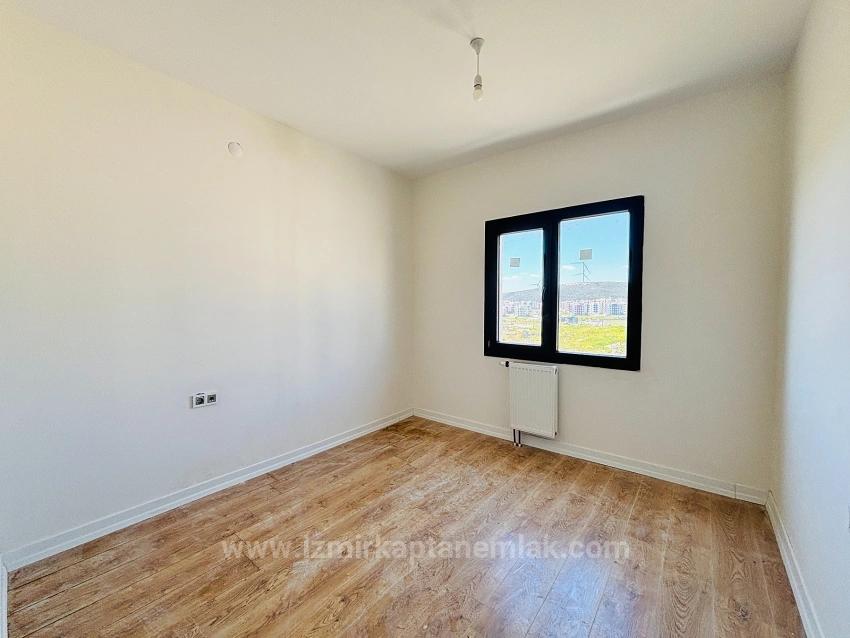 İzmir Seferihisar Toki 3. Etap Prejesinde 3+1 Ara Kat Kiralık Daire