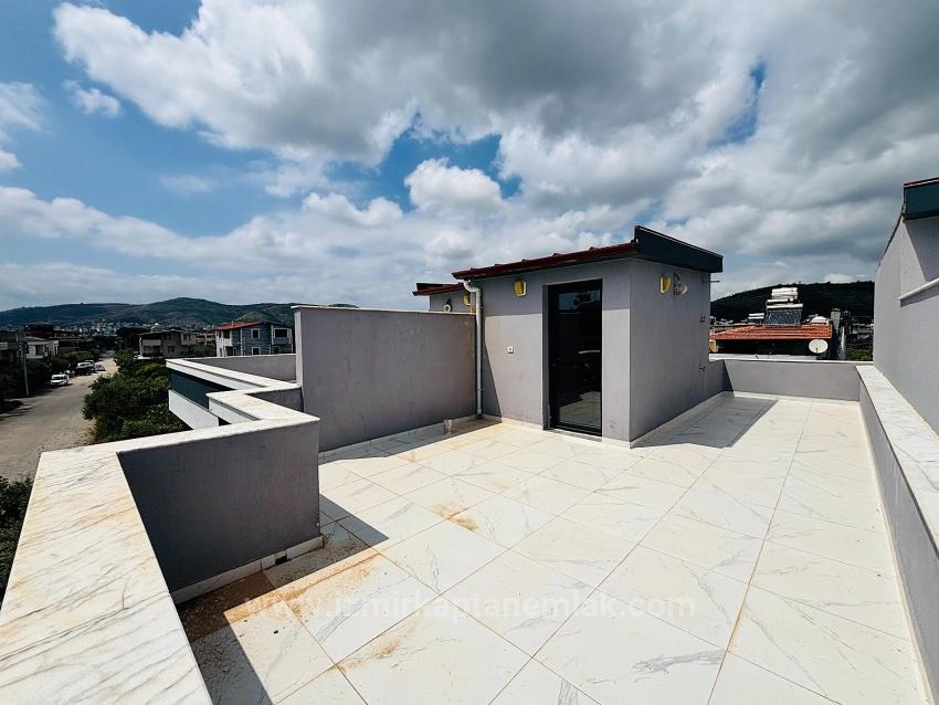  Izmir Seferihisar Cumhuriyet Mahallesi’nde 2+1 Dubleks Villa