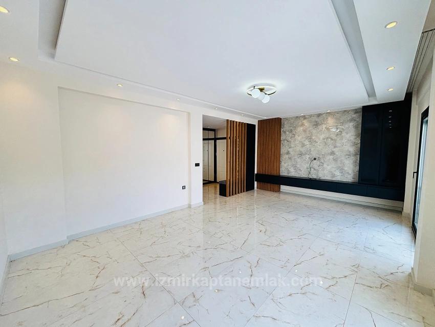İzmir Seferihisar Kavakdere Mahallesi’nde 3+2 Ultra Lüks Havuzlu Satılık İkiz Villa 