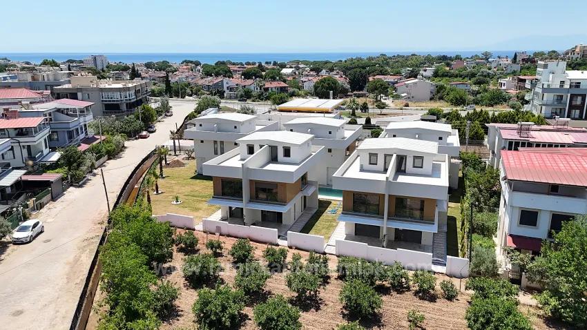 İzmir Seferihisar Mersinalanı Mahallesi’nde Havuzlu Sitede 10 Adet 3+1 Satılık Villa