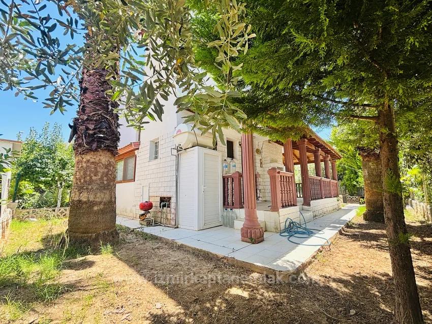İzmir Seferihisar Cumhuriyet Mahallesi’nde 3+1 Bahçeli Villa