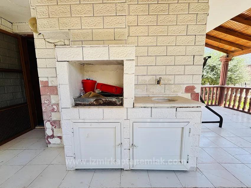 İzmir Seferihisar Cumhuriyet Mahallesi’nde 3+1 Bahçeli Villa