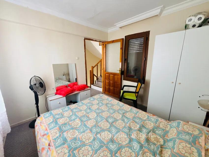 İzmir Seferihisar Cumhuriyet Mahallesi’nde 3+1 Bahçeli Villa