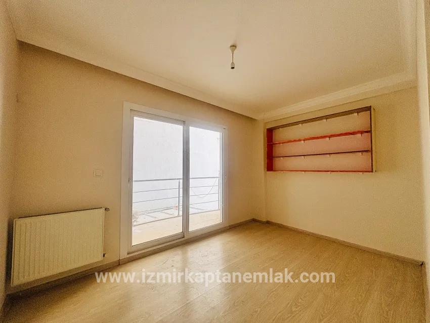 İzmir Seferihisar Çolak İbrahim Bey Mahallesi’nde 2+1 1. kat kiralık daire