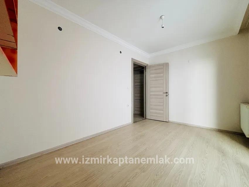 İzmir Seferihisar Çolak İbrahim Bey Mahallesi’nde 2+1 1. kat kiralık daire