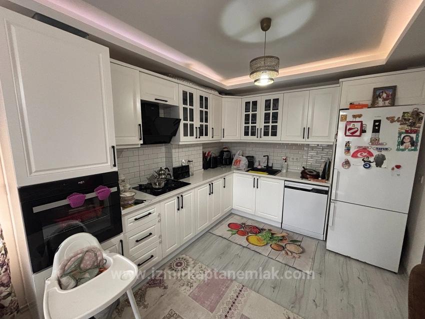 Seferihisar Mersinalanında Deniz Manzaralı 2+1 Daire