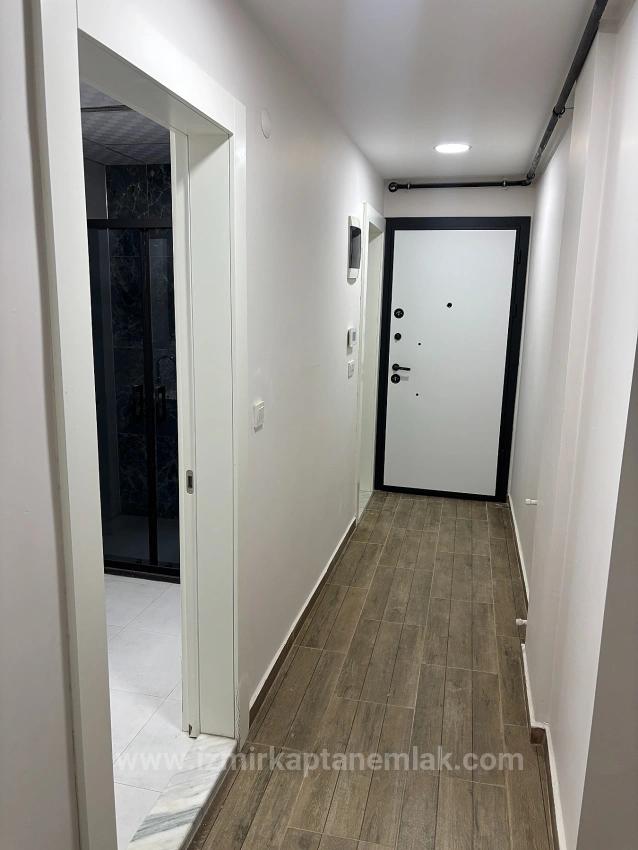 İzmir Seferihisar Camikebir’de 1+1 Güzel Konumda Daire