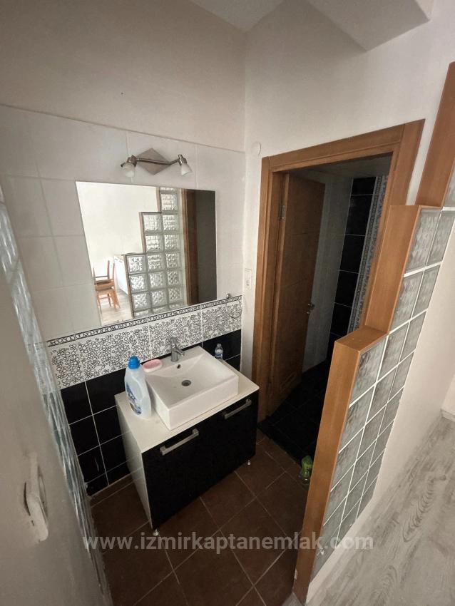 Seferihisar Bengiler’de Deniz Tarafında 4+1 Müstakil Tripleks Yazlık Villa