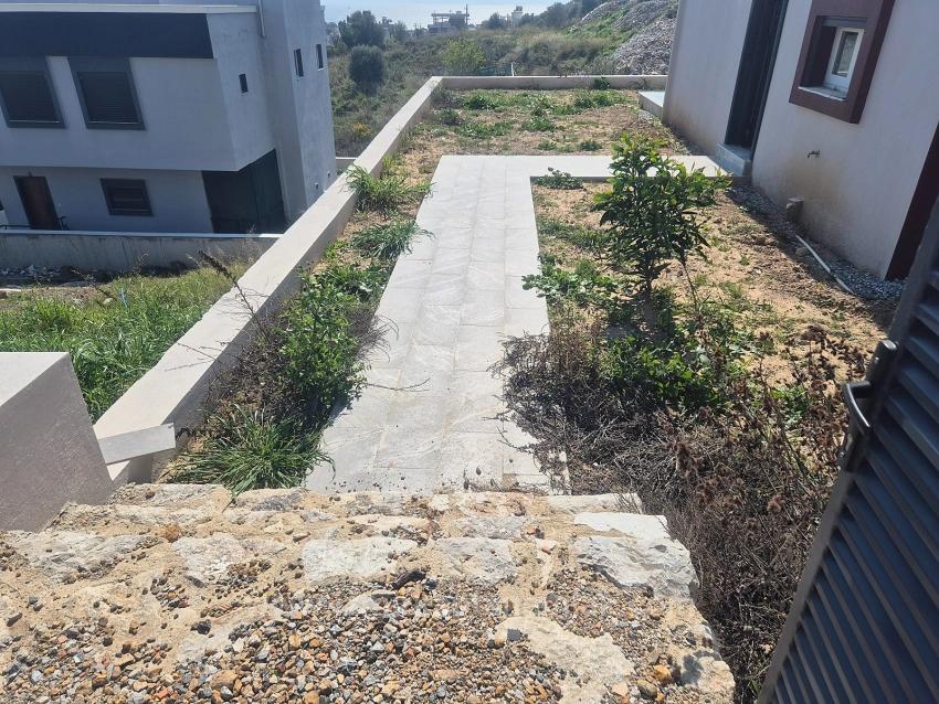 Doğanbey Atatürk Mahallesi Deniz Manzaralı Bahçeli Satılık 3+1 Villa