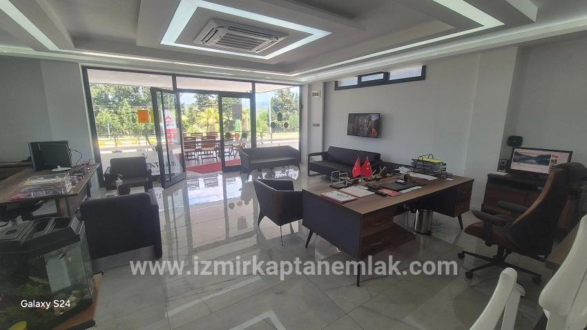 Seferihisar Doğanbey Payamlı Mah. Satılık Müstakil İşyeri - 220 m²