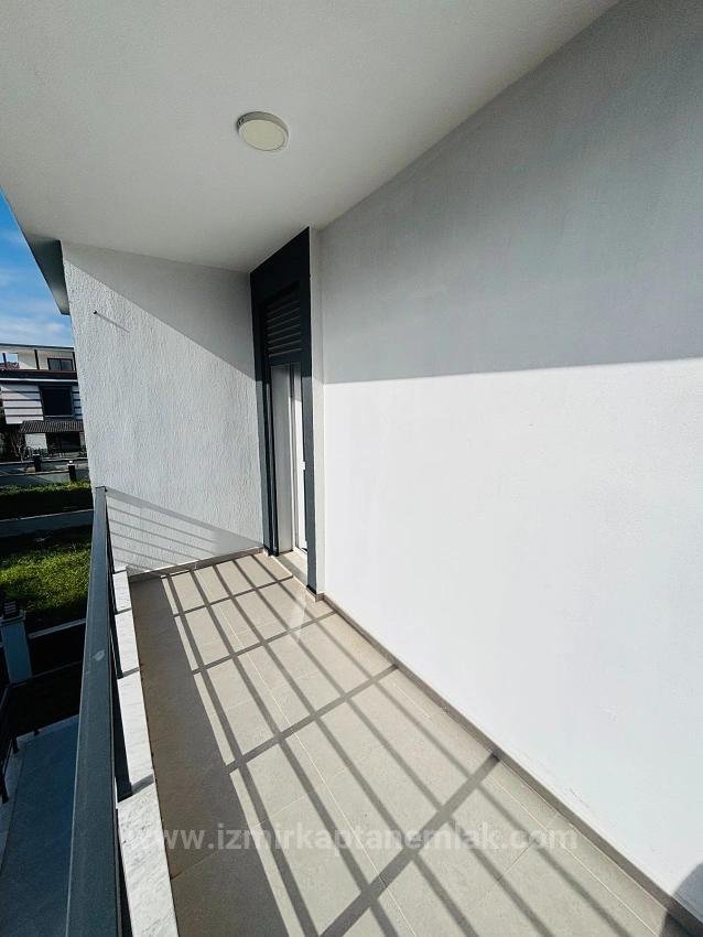 İzmir Seferihisar Doğanbey'de 300M2 Bağımsız Müstakil Sıfır Satılık 3+1 Villa