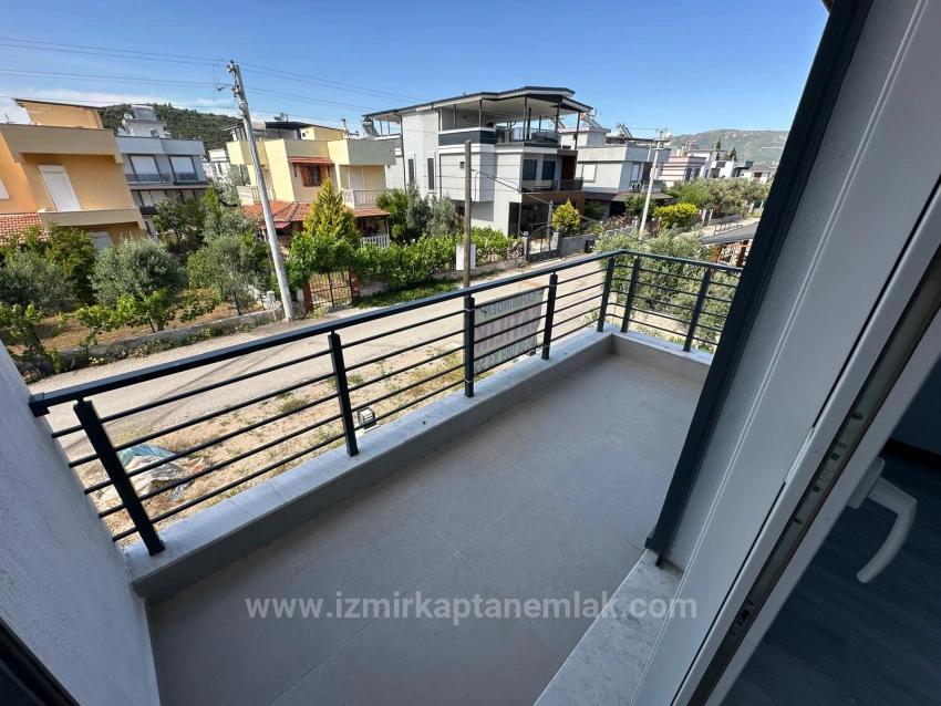 İzmir Seferihisar Doğanbey'de 300M2 Bağımsız Müstakil Sıfır Satılık 3+1 Villa