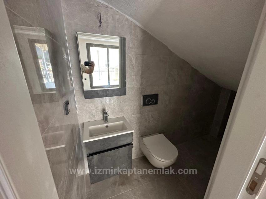 Seferihisar Doğanbey Payamlı'da Güzel Konumda Sıfır Satılık 2+1 Villa