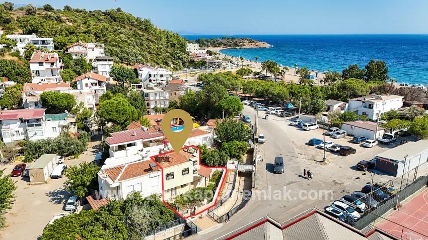 Seferihisar Ürkmez Mersin Alanı Mah. Satılık 3+1 Yazlık - 150 m²