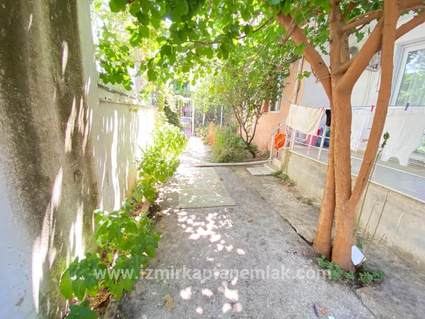 Seferihisar Ürkmez Mersin Alanı Mah. Satılık 2+1 Daire - 80 m²
