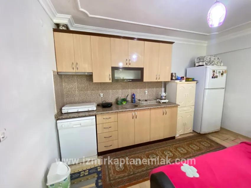 Seferihisar Ürkmez Mersin Alanı Mah. Satılık 2+1 Daire - 80 m²