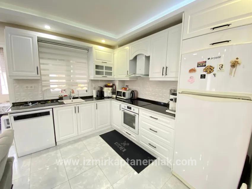 Seferihisar Ürkmez Bengiler Mah. Satılık 2+1 Daire - 85 m²