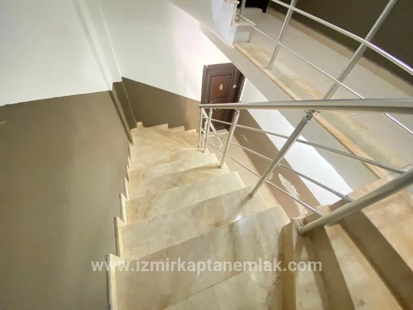 Seferihisar Ürkmez Mersin Alanı Mah. Satılık 2+1 Daire - 85 m²