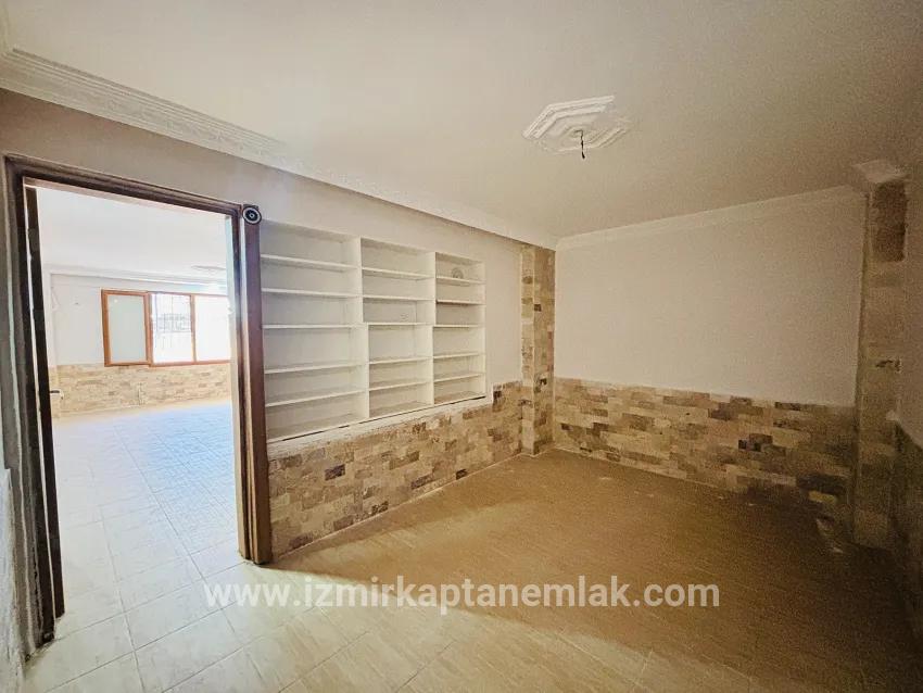 Seferihisar Ürkmez Bengiler Mah. Satılık 2+1 Daire - 90 m²