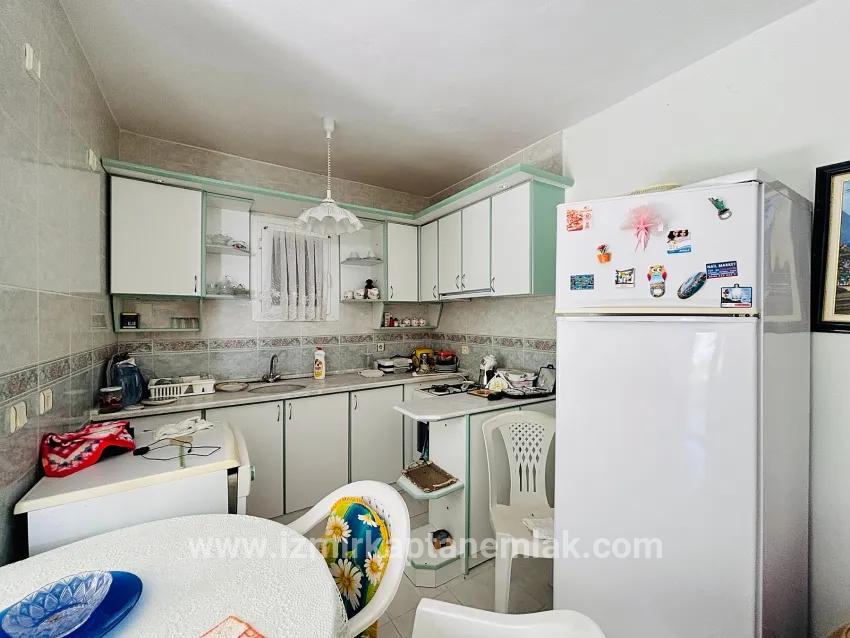 Seferihisar Doğanbey Atatürk Mah. Satılık 2+1 Yazlık - 85 m²