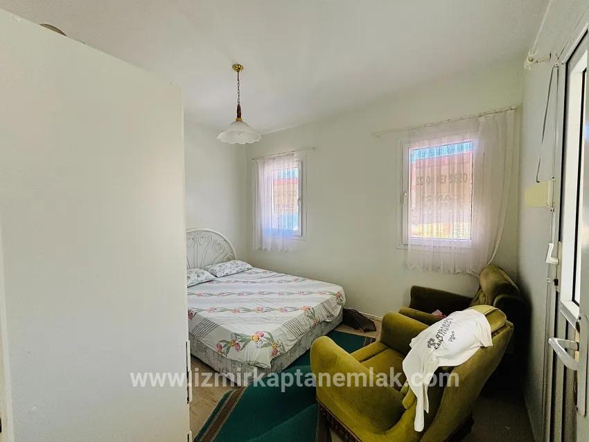 Seferihisar Doğanbey Atatürk Mah. Satılık 2+1 Yazlık - 85 m²