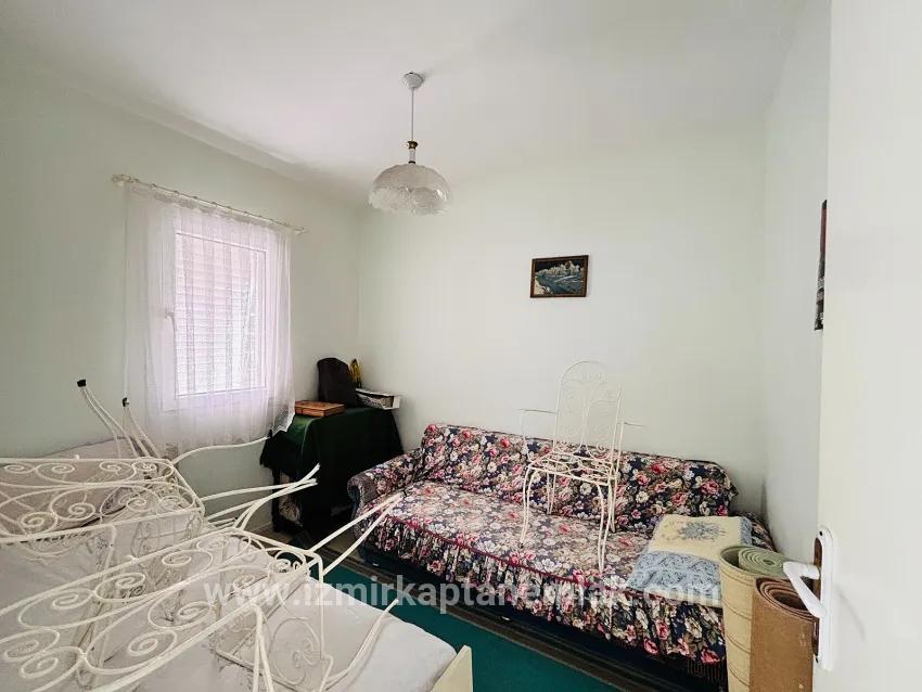 Seferihisar Doğanbey Atatürk Mah. Satılık 2+1 Yazlık - 85 m²