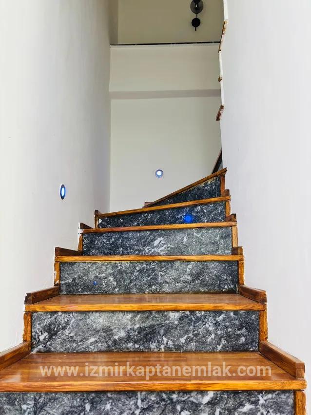 Seferihisar Turabiye Mah. Satılık 2+1 Daire - 85 m²