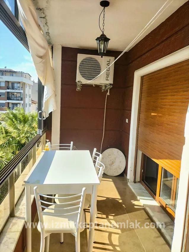 Seferihisar Camikebir Mah. Satılık 3+1 Daire - 130 m²