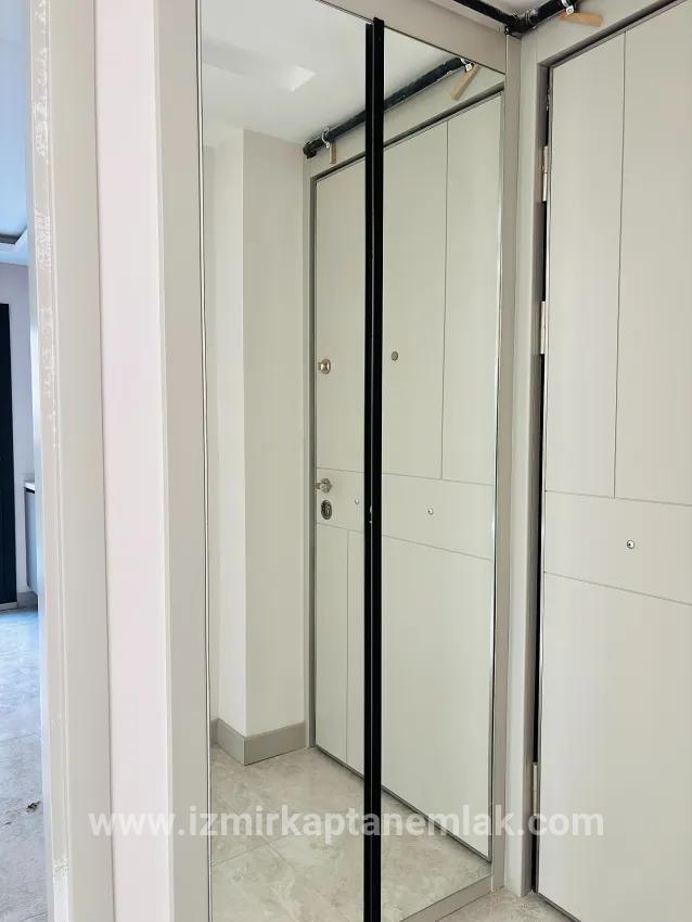 Seferihisar Necat Hepkon Mah. Satılık 2+1 Daire - 110 m²