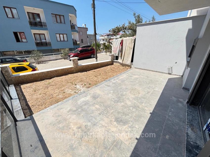 Seferihisar Ürkmez'de Plaja 500M Krediye Uygun Satılık 2+1 Villa