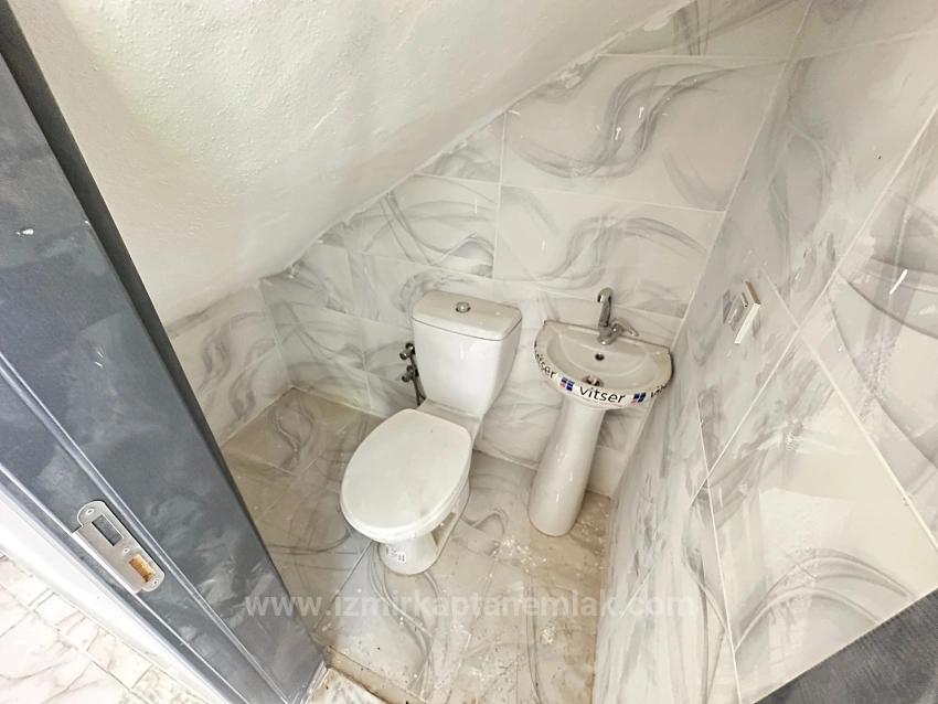 Seferihisar Doğanbey'de Plaja 500M Geniş Bahçeli Satılık Sıfır 3+1 Villa