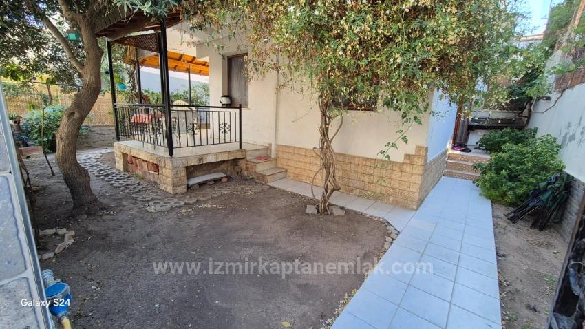 Seferihisar Doğanbey Havacılar Sahilinde Bahçeli 4+1 Kiralık Villa