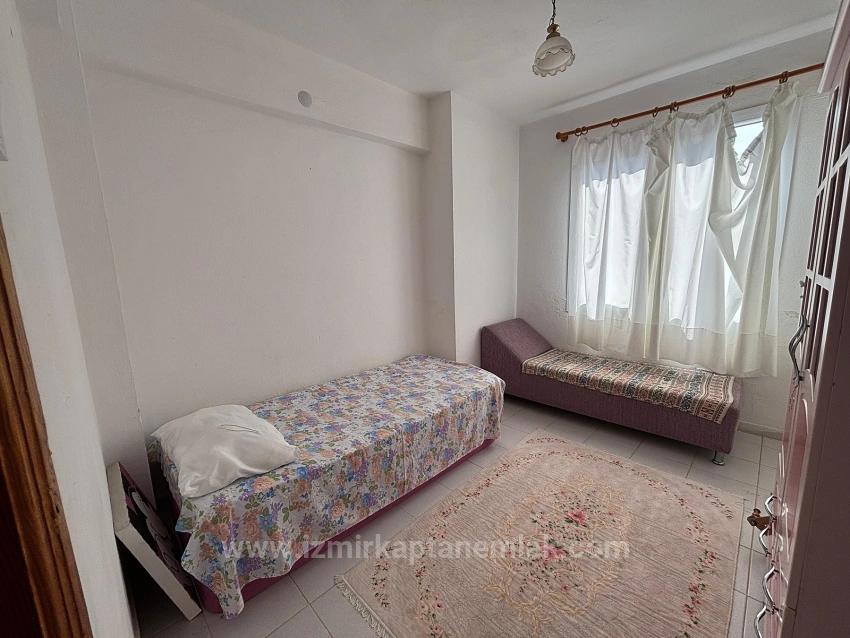 Seferihisar Doğanbey'de Plaja 50 M Bahçeli 3+1 Kiralık Villa