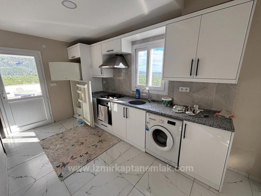 İzmir Menderes Fevzi Çakmak’da 3+1 Deniz Manzaralı Daire