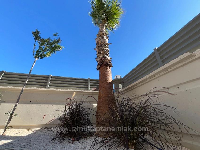  Izmir Seferihisar Çolakibrahim’de 2+1 Zemin Kat Geniş Bahçeli Daire