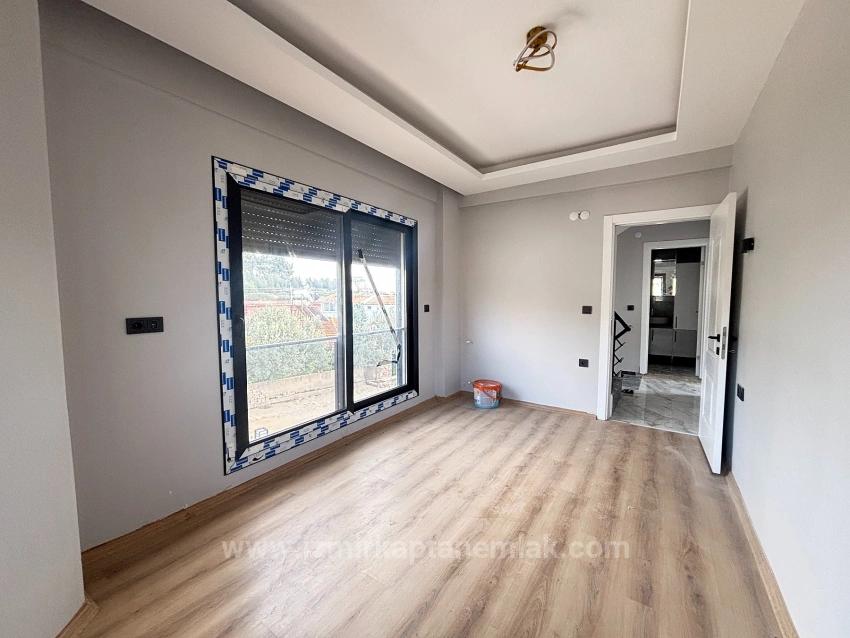 İzmir Seferihisar Ürkmez’de Denize 1100 Metre Satılık 3+1 Müstakil Villa