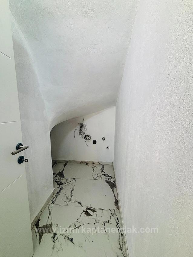 İzmir Seferihisar Kavakdere Mahallesi’nde  Site İçerisinde 3+1 Dubleks Villa