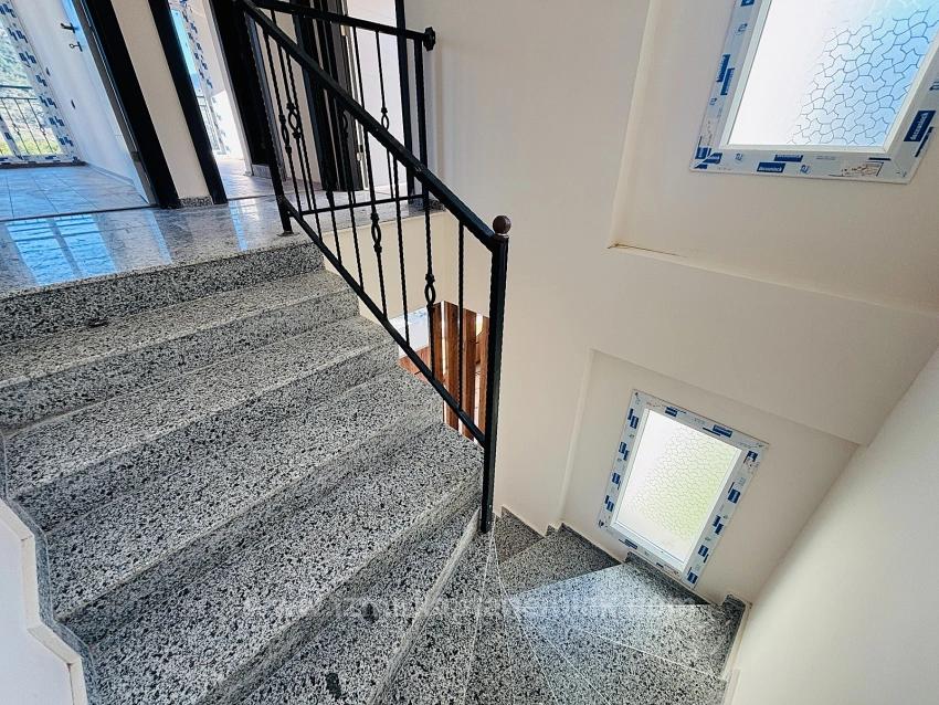 İzmir Seferihisar Kavakdere Mahallesi’nde  Site İçerisinde 3+1 Dubleks Villa