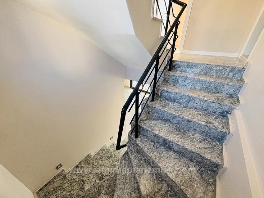  Izmir Seferihiasar Payamlı Mahallesi’nde  3+1 Ebeveyn Banyolu Müstakil Dubleks Villa