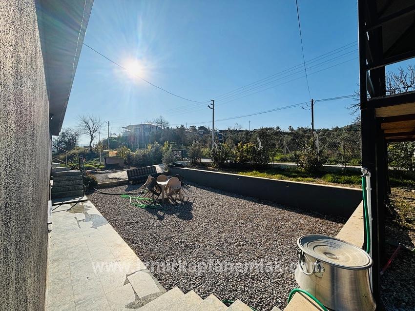 Seferihisar Kavakdere Mah. Satılık 2+1 Çiftlik evi - 826 m²
