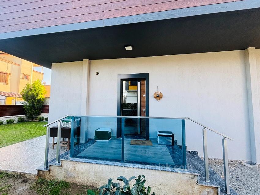 Her Odasında Ebeveyn Banyosu Bulunan Geniş Bahçeli 3+1 Müstakil Villa