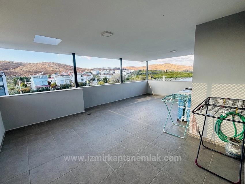 Her Odasında Ebeveyn Banyosu Bulunan Geniş Bahçeli 3+1 Müstakil Villa