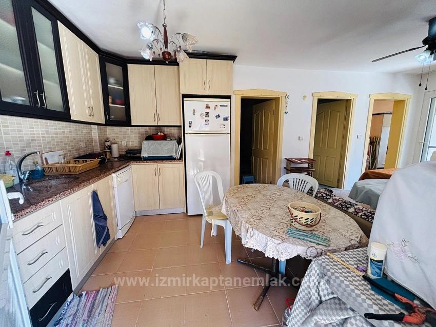 İzmir Seferihisar Cumhuriyet'de Site İçerisinde Denize 200M 2+1 Müstakil Villa