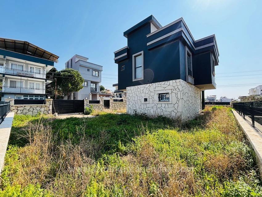 İzmir Seferihisar Akarca Mahallesi’nde  Deniz Manzaralı Doğalgazlı  3+1 Müstakil Yazlık Vi