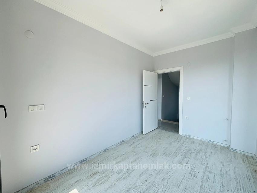 İzmir Seferihisar Akarca Mahallesi’nde  Deniz Manzaralı Doğalgazlı  3+1 Müstakil Yazlık Vi